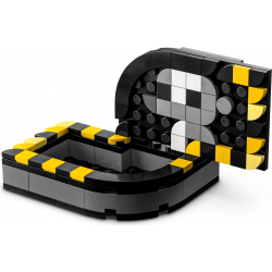 Klocki LEGO 41811 Zestaw na biurko z Hogwartu DOTS
